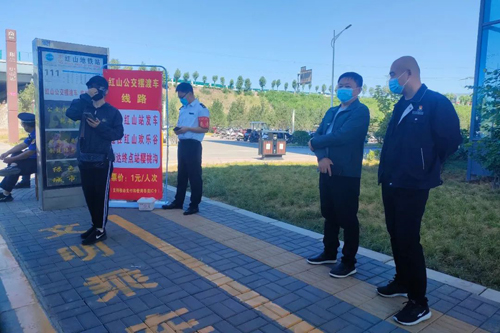 四“方”呼應 洛陽(yáng)公交人對“五一”很走心