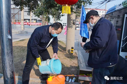 關(guān)鍵時(shí)刻，黨員挺身而出