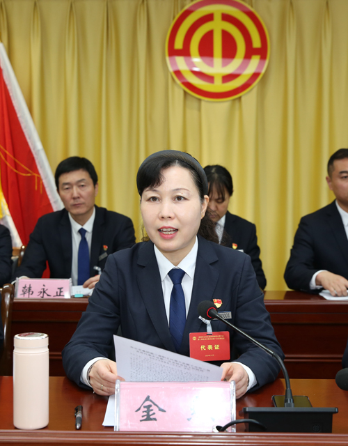 洛陽(yáng)公交集團第二屆職工代表大會(huì )暨工會(huì )第二屆會(huì )員代表大會(huì )第一次全體會(huì )議勝利召開(kāi)02